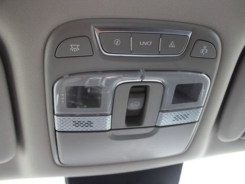 Certified 2022 Kia Telluride S image 14