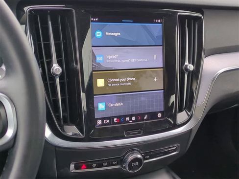 Used 2024 Volvo S60 B5 Core image 28