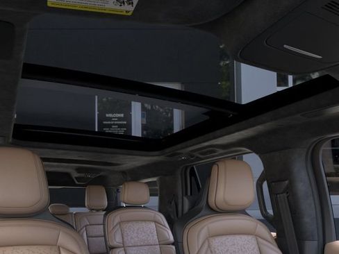 New 2025 Lincoln Navigator L Black Label AWD/4WD image 22