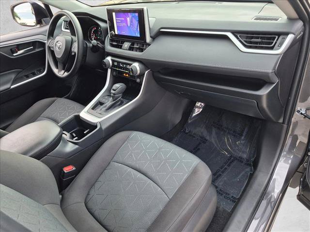 Certified 2025 Toyota RAV4 XLE FWD image 20