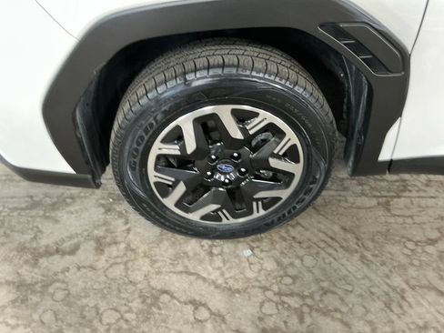 Certified 2025 Subaru Forester Premium AWD/4WD image 12