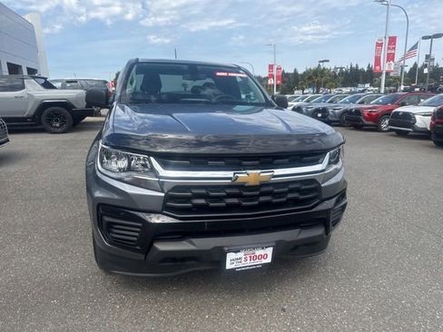 Used 2021 Chevrolet Colorado W/T w/ WT Convenience Package AWD/4WD image 2