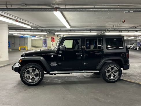 Used 2017 Jeep Wrangler Unlimited Sport w/ Quick Order Package 24S image 25