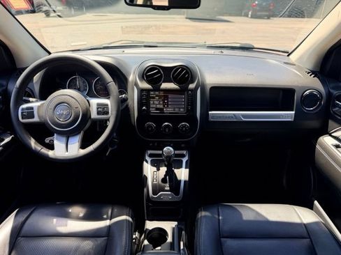 Used 2017 Jeep Compass High Altitude AWD/4WD image 18