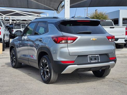 Certified 2023 Chevrolet TrailBlazer LT w/ Convenience Package image 5