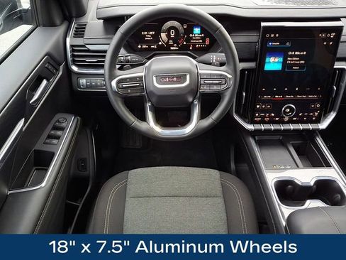 Used 2025 GMC Acadia Elevation image 17