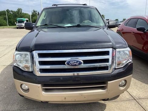 Used 2012 Ford Expedition XLT AWD/4WD image 2