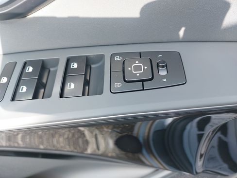 New 2026 Kia Niro EX image 29