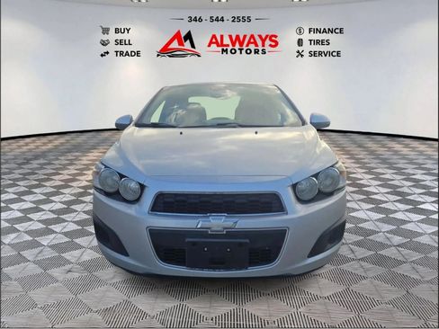 Used 2013 Chevrolet Sonic LS FWD image 9