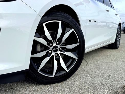 Used 2024 Chevrolet Malibu RS image 2