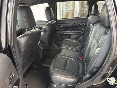 Used 2021 Mitsubishi Outlander SEL image 15