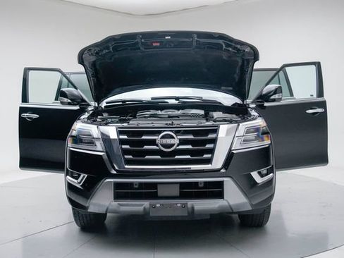 Used 2024 Nissan Armada SV AWD/4WD image 16