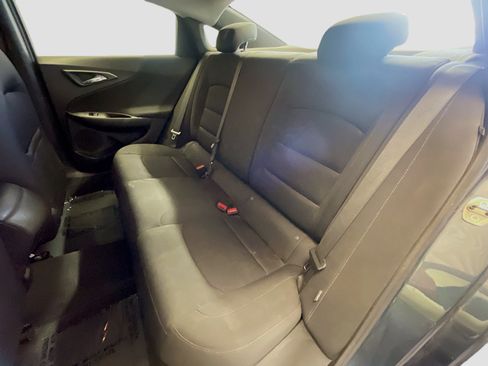 Used 2020 Chevrolet Malibu LS FWD image 14