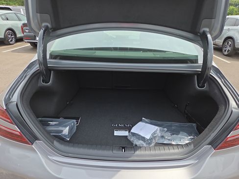 New 2026 Genesis G70 2.5T Prestige image 8