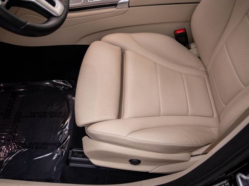 Used 2021 Mercedes-Benz GLC 300 4MATIC image 14