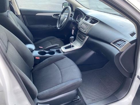 Used 2013 Nissan Sentra SR FWD image 16