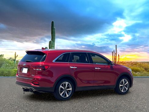Used 2019 Kia Sorento EX FWD image 5