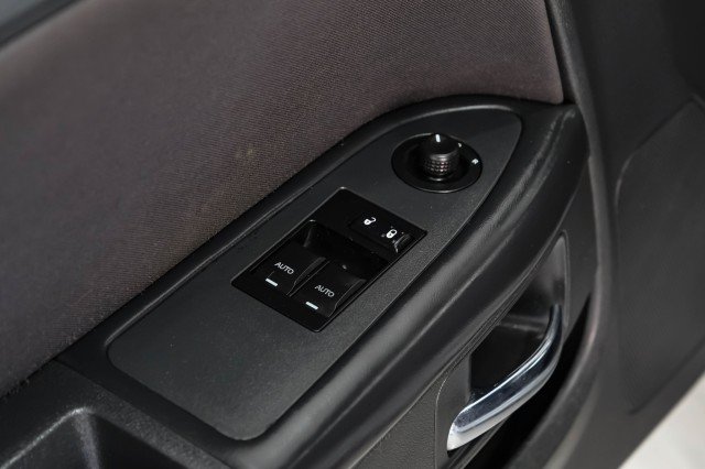 Used 2013 Dodge Challenger R/T RWD image 35