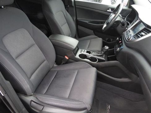 Used 2018 Hyundai Tucson Sport image 13