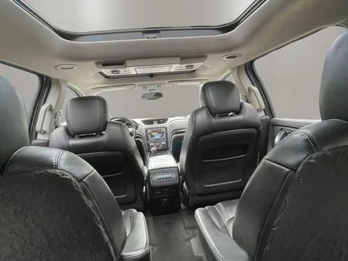 Used 2015 Chevrolet Traverse LT AWD/4WD image 11