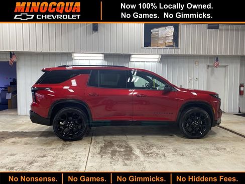 New 2026 Chevrolet Traverse RS w/ LPO, Floor Liner Package image 1