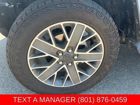 Used 2024 Jeep Wrangler High Altitude AWD/4WD image 9