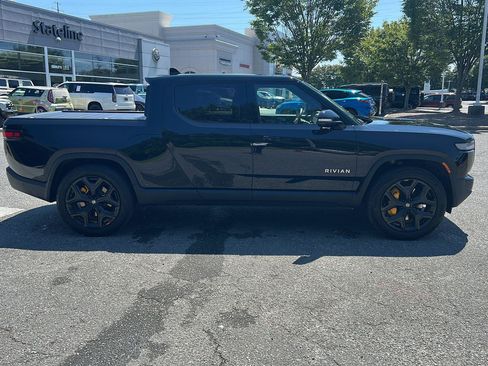 Used 2024 Rivian R1T Adventure AWD/4WD image 6