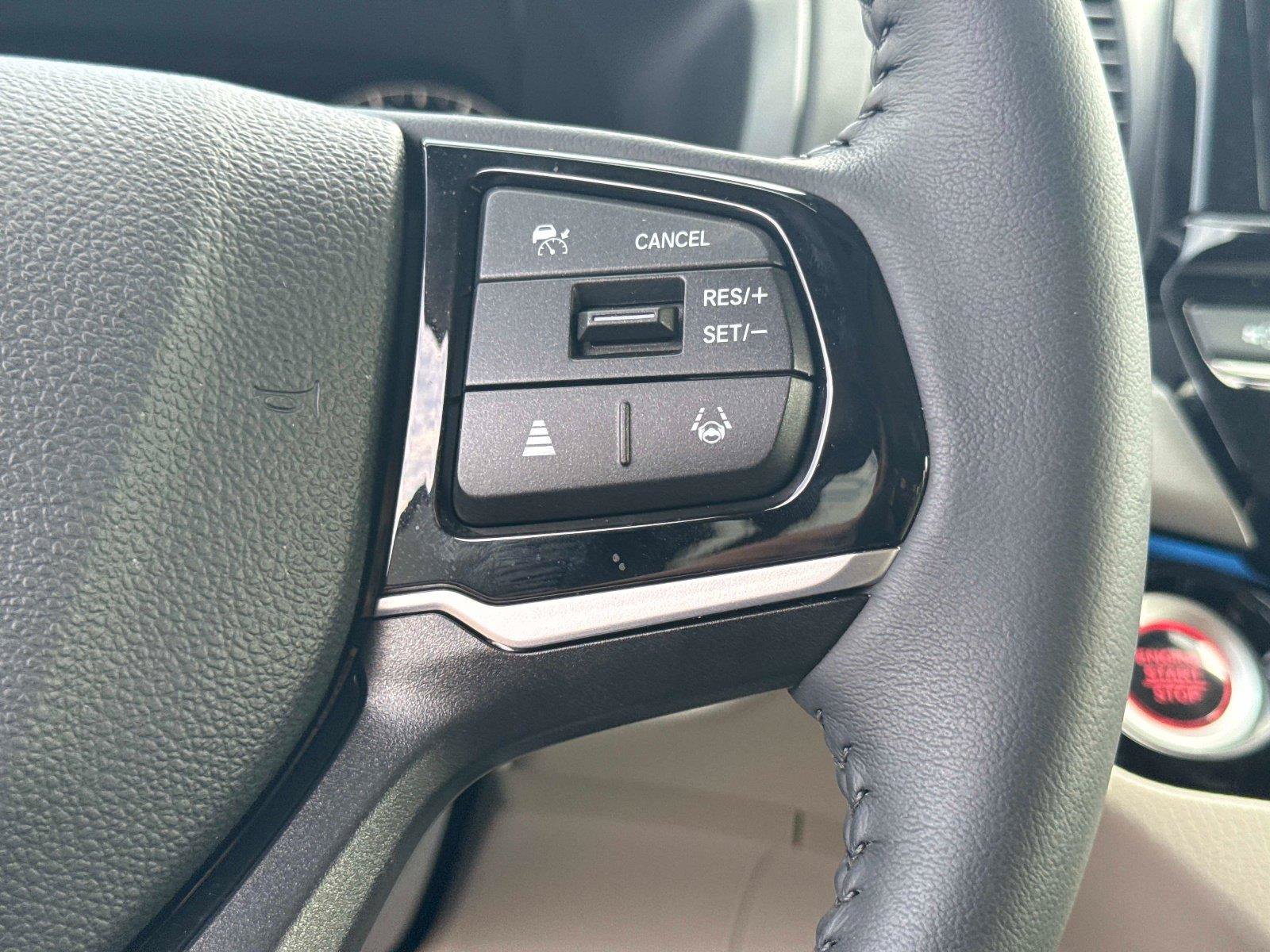 Certified 2026 Honda Odyssey Touring image 31