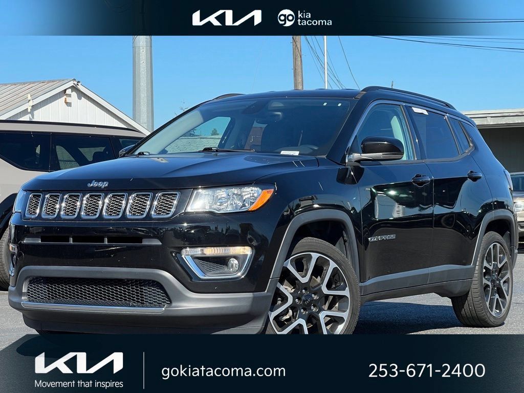 Used 2018 Jeep Compass Limited w/ Navigation Group FWD image 1