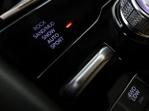 Used 2025 Jeep Grand Cherokee Summit AWD/4WD image 22