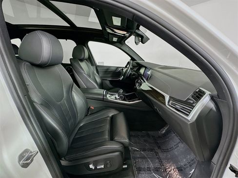Used 2020 BMW X5 sDrive40i w/ Premium Package image 31