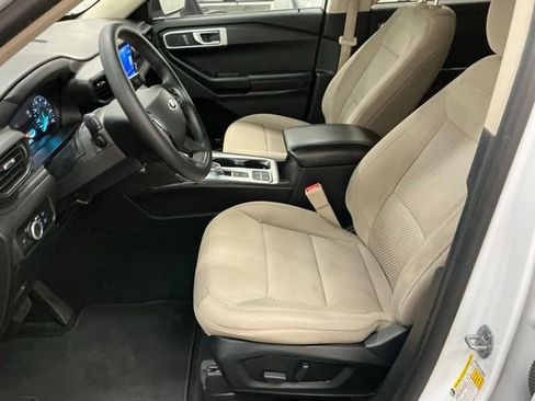 Used 2022 Ford Explorer 2WD image 12