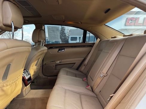 Used 2011 Mercedes-Benz S 550 4MATIC image 15