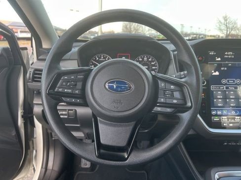 Used 2024 Subaru Crosstrek 2.0i Premium image 10