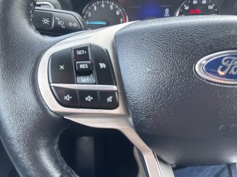 Used 2024 Ford Explorer XLT w/ Equipment Group 202A image 17