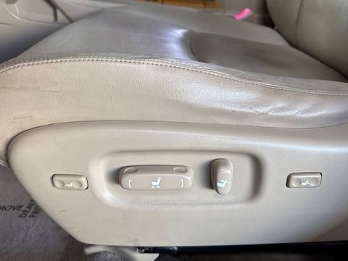 Used 2010 Toyota Highlander Limited image 14