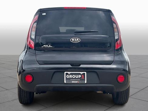 Used 2018 Kia Soul image 5