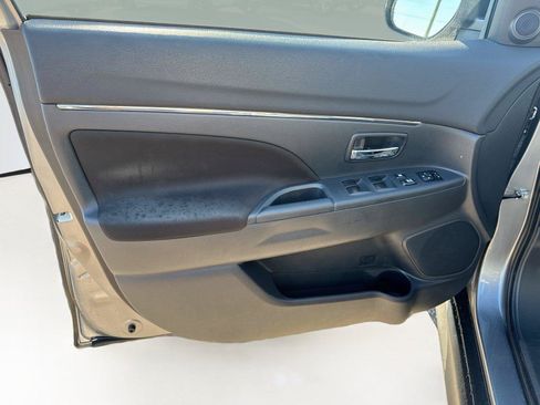 Used 2022 Mitsubishi Outlander Sport LE FWD image 9