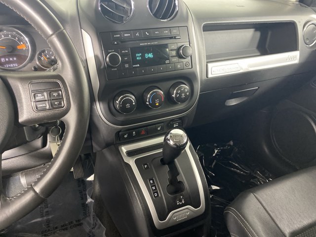 Used 2014 Jeep Compass Latitude AWD/4WD image 23