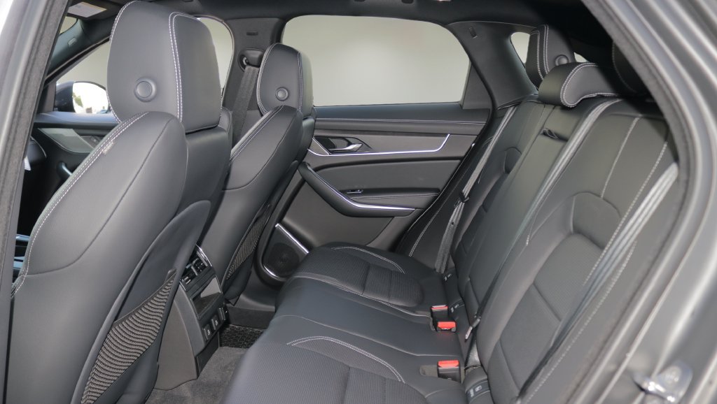 New 2026 Jaguar F-PACE R-Dynamic S AWD/4WD image 12
