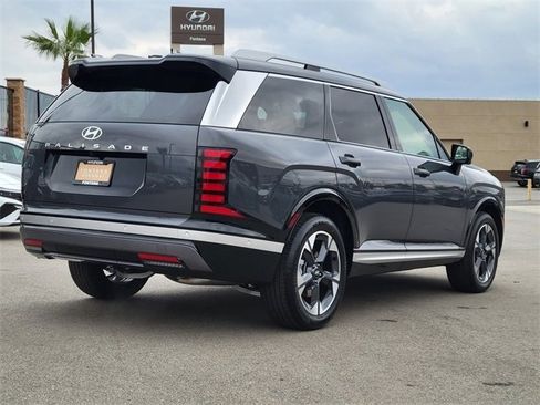 New 2026 Hyundai Palisade Limited image 2