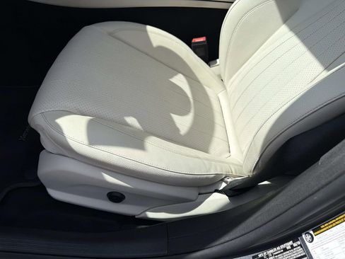 Used 2020 Mercedes-Benz E 450 4MATIC Sedan image 17