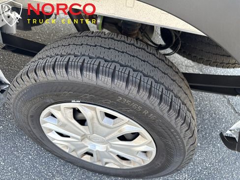 Used 2025 Ford Transit 250 Low Roof w/ Exterior Upgrade Package RWD image 12