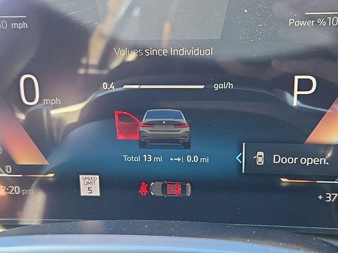 New 2026 BMW 330i xDrive xDrive w/ Premium Package image 9