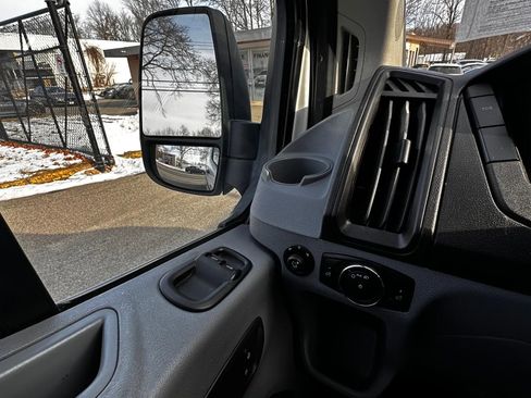 Used 2019 Ford Transit 250 130 Low Roof w/ Exterior Upgrade Package image 13