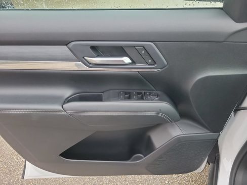 Used 2026 GMC Terrain Elevation FWD image 13