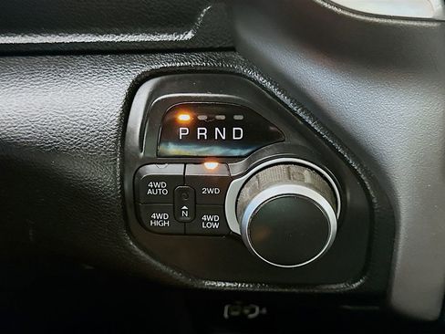Used 2019 RAM 1500 Big Horn AWD/4WD image 13