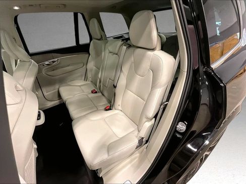 Used 2024 Volvo XC90 B6 Plus w/ Protection Package Premier AWD/4WD image 22