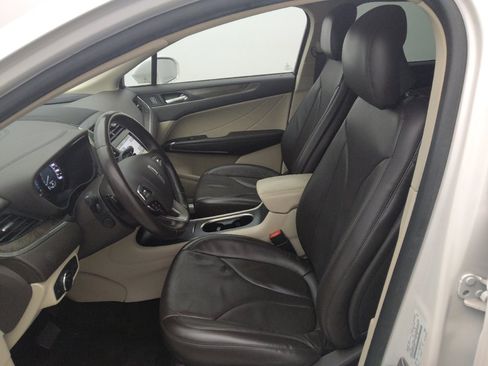 Used 2018 Lincoln MKC Reserve w/ Lincoln MKC Climate Package AWD/4WD image 17