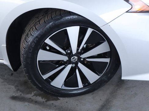 Used 2021 Nissan Altima 2.5 SL image 3